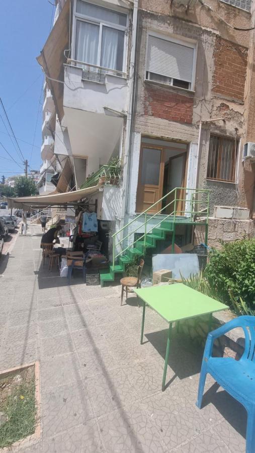 Teemo'S Apartments Sarandë Exteriör bild